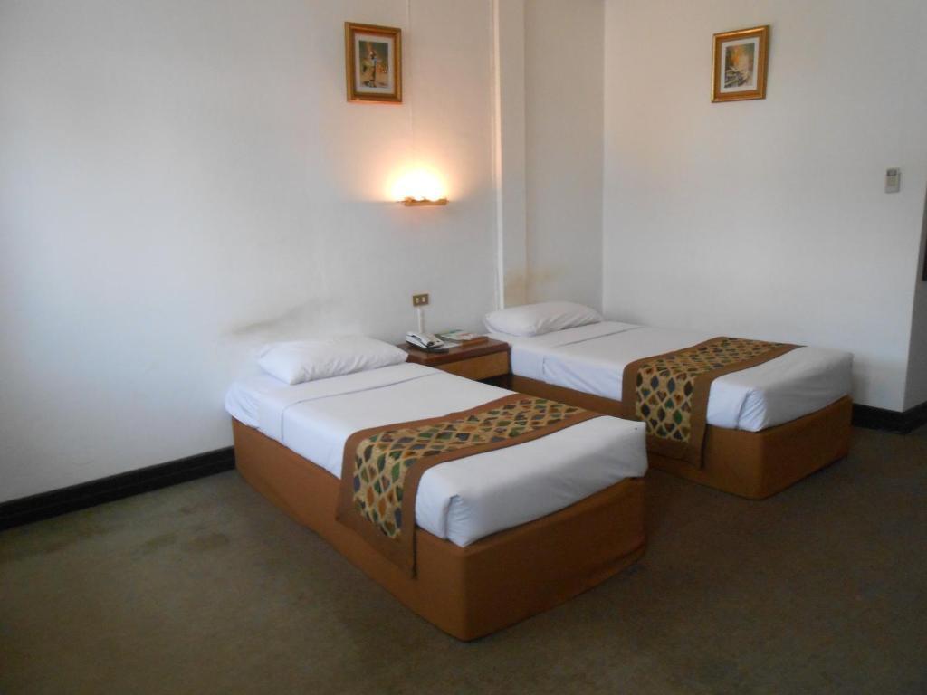 Lao Hotel Vientiane Bagian luar foto